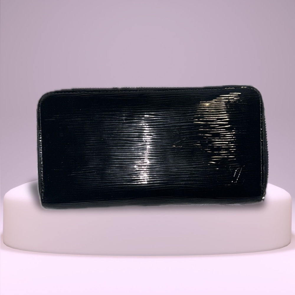 Louis Vuitton Glossy Epi Black Wallet